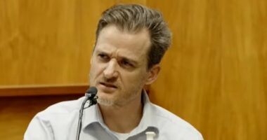 Hawaii cliff push doctor asked awkward sex and affair questions