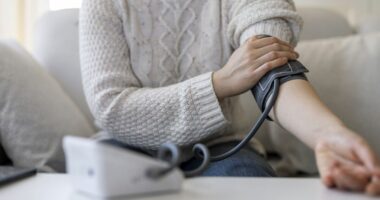 High blood pressure 'one exercise' to 'significantly lower' it in 4 weeks say scientists