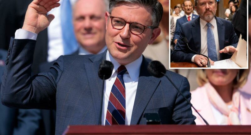 House passes 10-day renewal of government's foreign spy powers