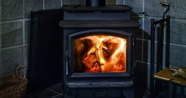Households with wood burners issued health warning by doctor - ‘even small amounts’