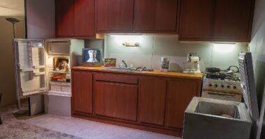 I went inside Dahmer's 'apartment' and uncovered a chilling experience