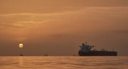 Iran doubles down on closing the Strait of Hormuz as the ceasefire inches toward expiration