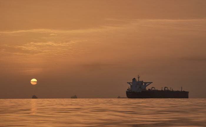 Iran doubles down on closing the Strait of Hormuz as the ceasefire inches toward expiration