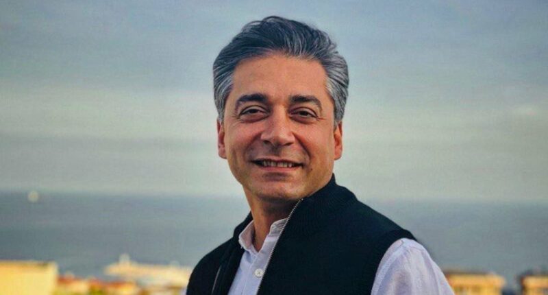 Iranian Christian who had leg broken by regime describes torture hell