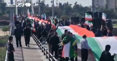 Iranians told to 'bring children to the streets' to form human shields