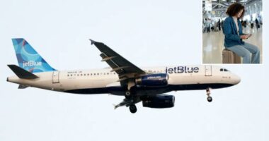JetBlue's new boarding process could make delays even worse, travelers fear