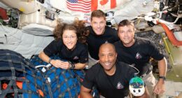 John Stamos reacts to the NASA Artemis II crew's Full House spoof