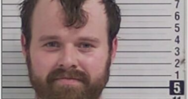 Joseph Duggar's wife Kendra tells him his family is 'disappointed'