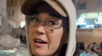 Katy Perry puts her credit card in Trevi Fountain for 'good luck'