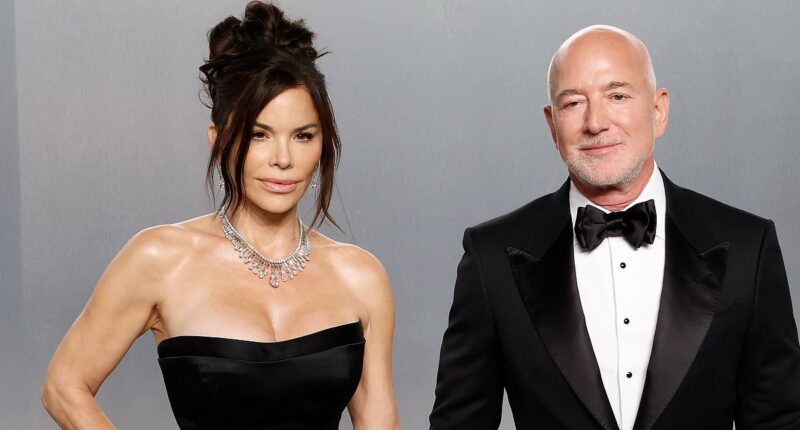 Lauren Sanchez and Jeff Bezos bring yacht into the Galapagos