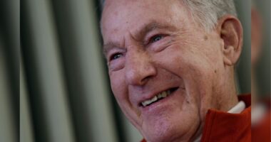 Legendary mountaineer Jim Whittaker, the first American to summit Mount Everest, dies at 97