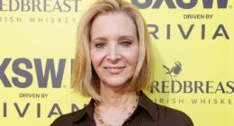 Lisa Kudrow has resorted to the most humiliating new low