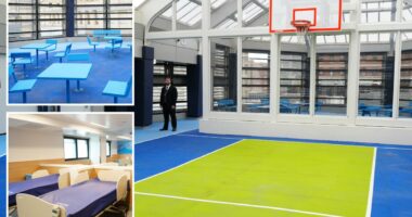 Mamdani opens luxe $241 million Bellevue Hospital ward for inmates âas he pushes to close Rikers