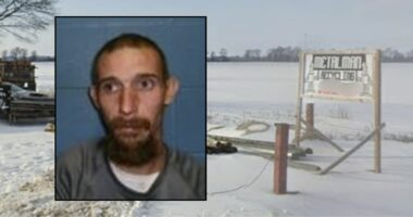 Man burned co-worker with a blowtorch over $100: Police