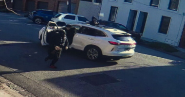 Masked youths carry out broad daylight attack with machetes, sledgehammer