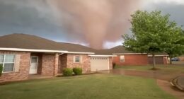 Massive tornados rip through Oklahoma, destroying homes