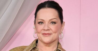 Melissa McCarthy reignites Ozempic rumors after red carpet appearance