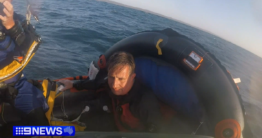 Moment rescue crew arrives 24 hours after divers disappeared