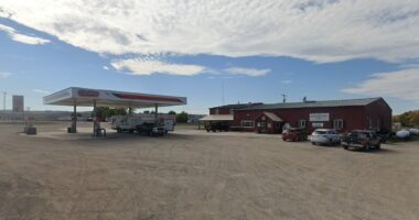 Mystery as white pickup terrifies women by stalking them in Montana