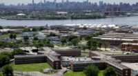 NYC Council wants to make it easier for Rikers inmates to vote â but jail officials sound the alarm