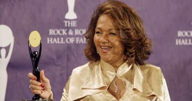 Nedra Talley Ross, last surviving member of pop band the Ronettes, dies at 80
