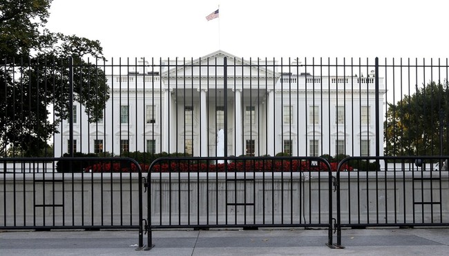 New: Man Injures Secret Service Agent As He Attempts to Breach White House Complex