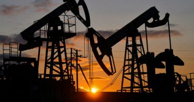 Oil tumbles more than 10% as Iran declares Strait of Hormuz open