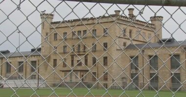 Old Joliet Prison hosting Slammers baseball game to celebrate Route 66 centennial