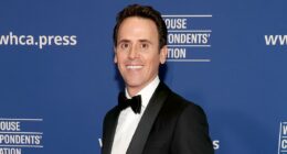 Oz Pearlman reveals what he showed Melania Trump before shots fired