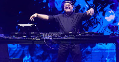 Padre Guilherme hosts rave in Argentina's capital honoring late Pope Francis