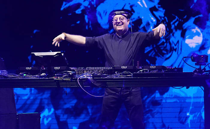 Padre Guilherme hosts rave in Argentina's capital honoring late Pope Francis