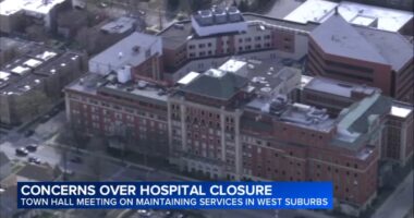 Pastors, community leaders call for West Suburban hospital in Oak Park, Illinois to reopen under new leadership
