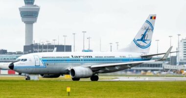 Pilot faints mid flight before admitting he had not slept night before