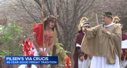 Pilsen, Chicago news today: Good Friday brings hundreds to watch Via Crucis 2026 along 18th Street