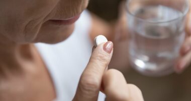 Popular blood pressure drugs may cause dangerous seizure-causing condition in older adults and women