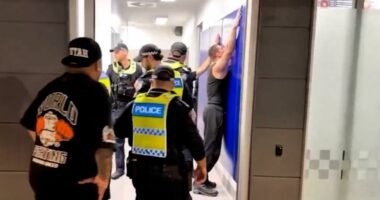 Prominent Australian looksmaxxing influencer arrested during live stream
