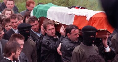 Public money used to 'punish SAS Troubles heroes', Army chiefs claim