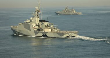 Putin sends frigate through the Channel to guard shadow ship