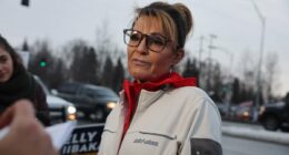 Sarah Palin unleashes on 'poisonous' Chrissy Teigen