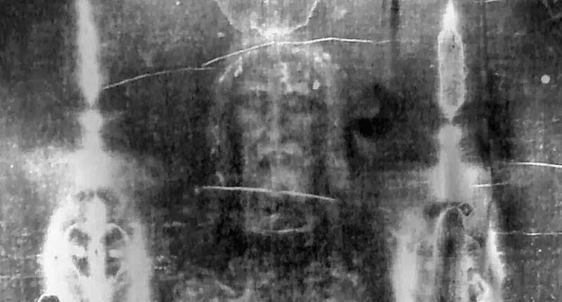 Shroud of Turin discovery places burial cloth at time of Jesus' death