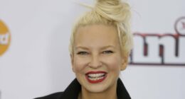 Sia's four-word statement after huge child support payment is revealed
