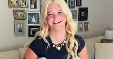 Teen left fighting for her life after being bitten by a rattlesnake