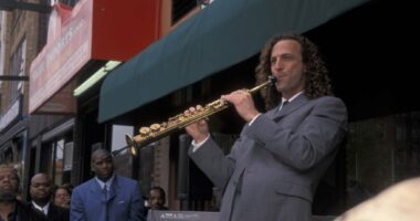 Celebrity Net Worth logo