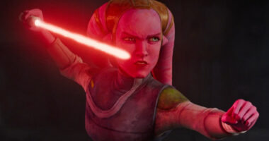 The Lightsaber Easter Egg You Missed In Star Wars: Maul – Shadow Lord