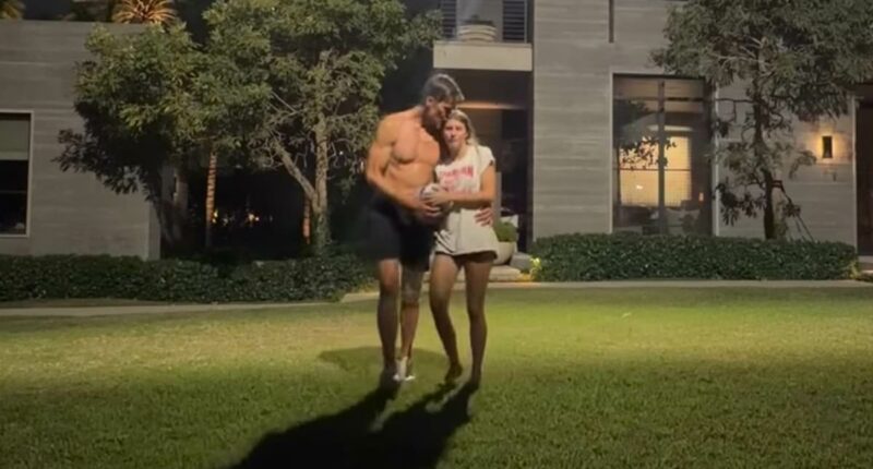 Tom Brady shows off ripped physique in volleyball game with daughter