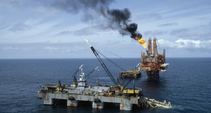 Trade unions warn Labour will 'pay the price' for North Sea ban