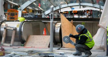 Trump administration restores funding to Manhattan subway project after NY sues