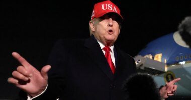 Trump reveals 'desperate' Iran wants nuclear weapon