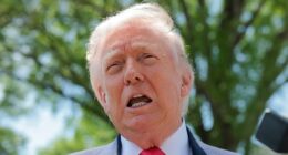 Trump says he will travel to Islamabad, Pakistan HIMSELF