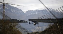 Trump threatens to destroy Iran bridges and power plants